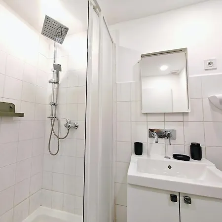 Zizkov -004- Apartman *